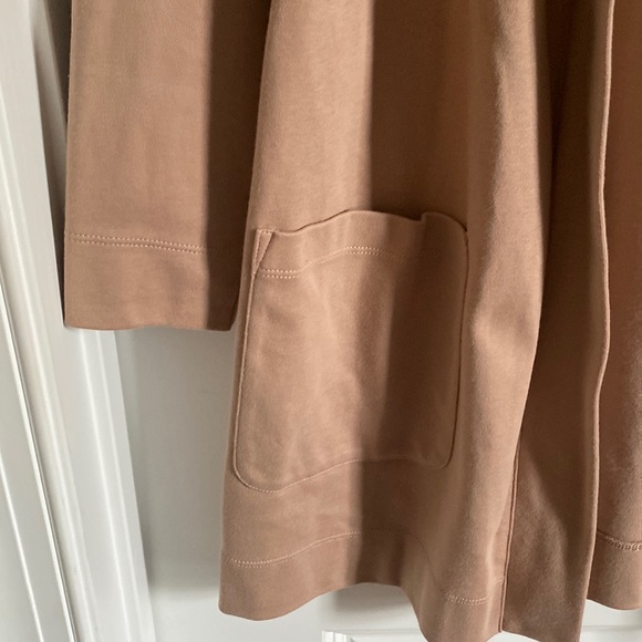 2/$18 Isaac Mizrahi NWOT tan (sand) open front cardigan large - Picture 3 of 5